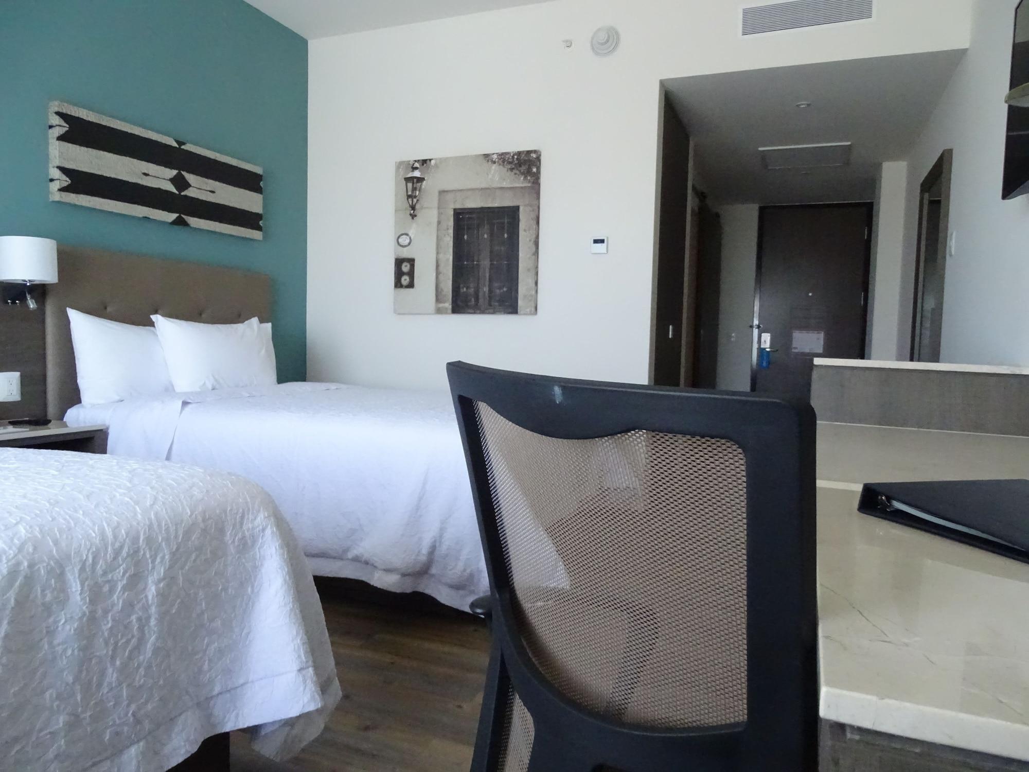 Hampton Inn By Hilton Celaya Celaya  Ngoại thất bức ảnh
