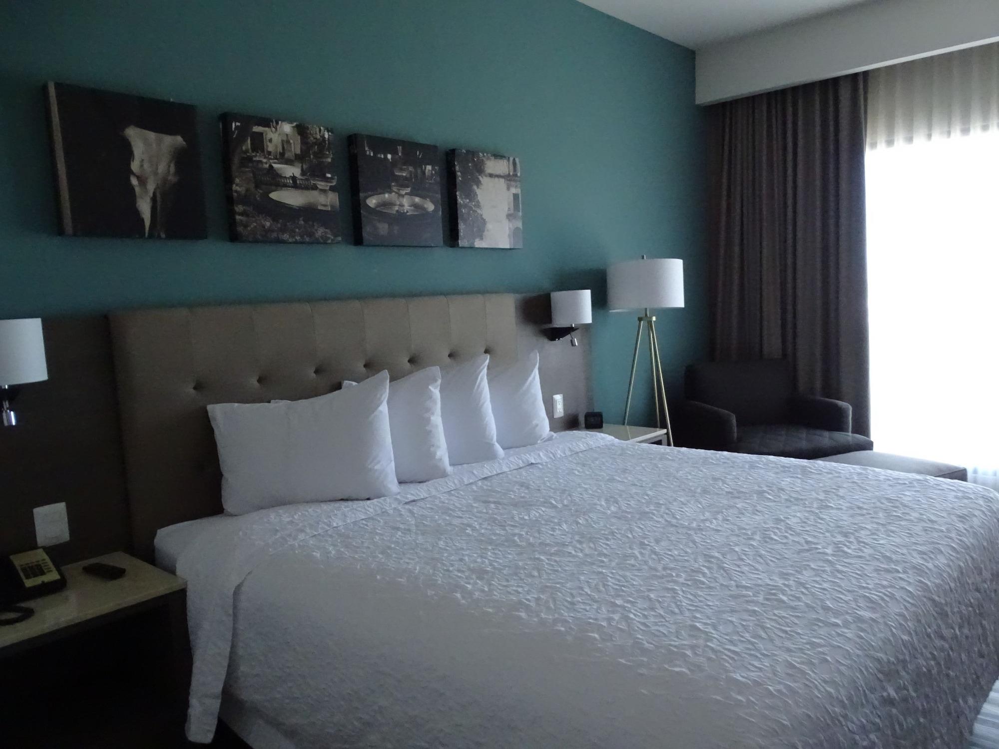 Hampton Inn By Hilton Celaya Celaya  Ngoại thất bức ảnh