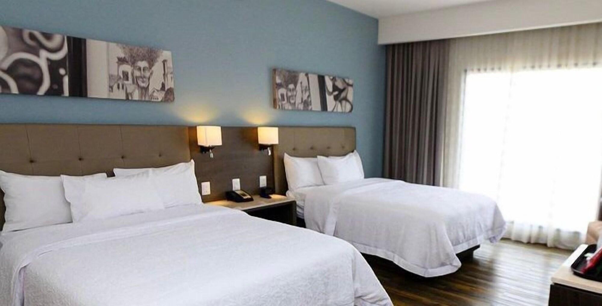 Hampton Inn By Hilton Celaya Celaya  Ngoại thất bức ảnh