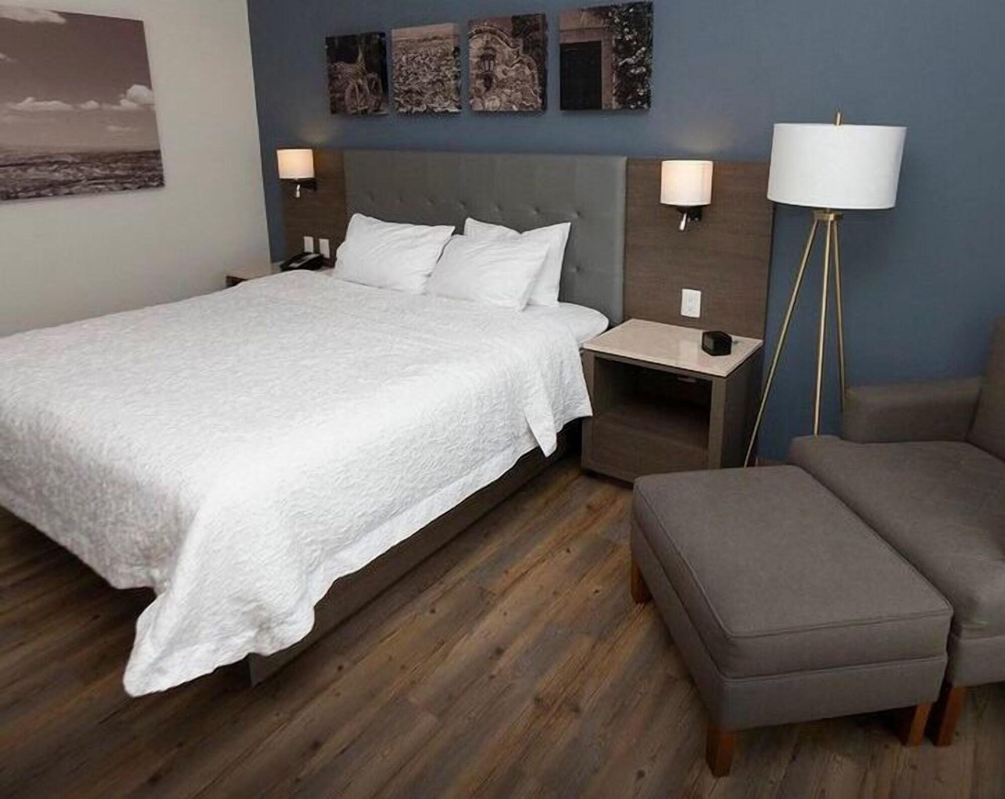 Hampton Inn By Hilton Celaya Ngoại thất bức ảnh