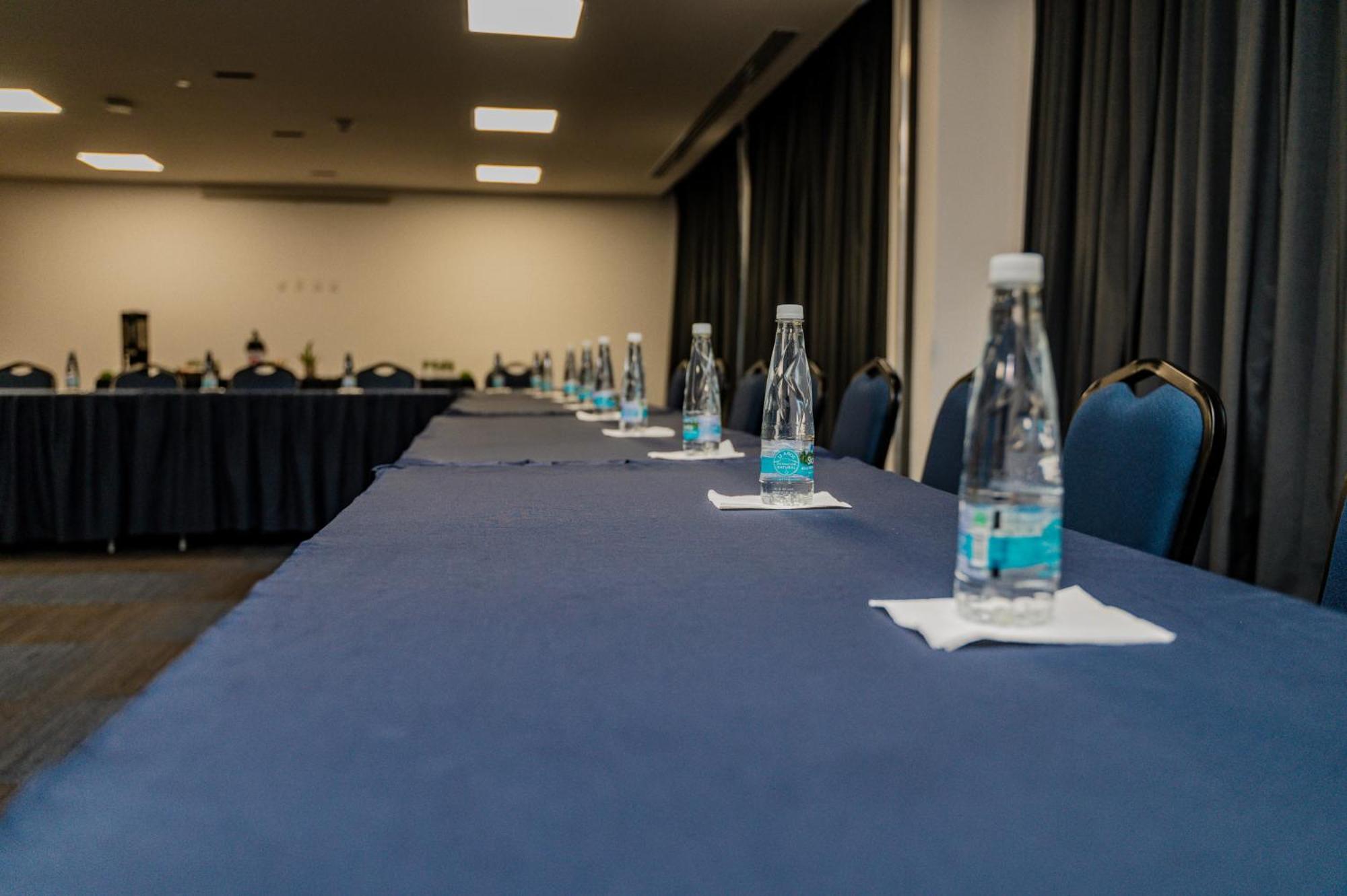 Hampton Inn By Hilton Celaya Ngoại thất bức ảnh