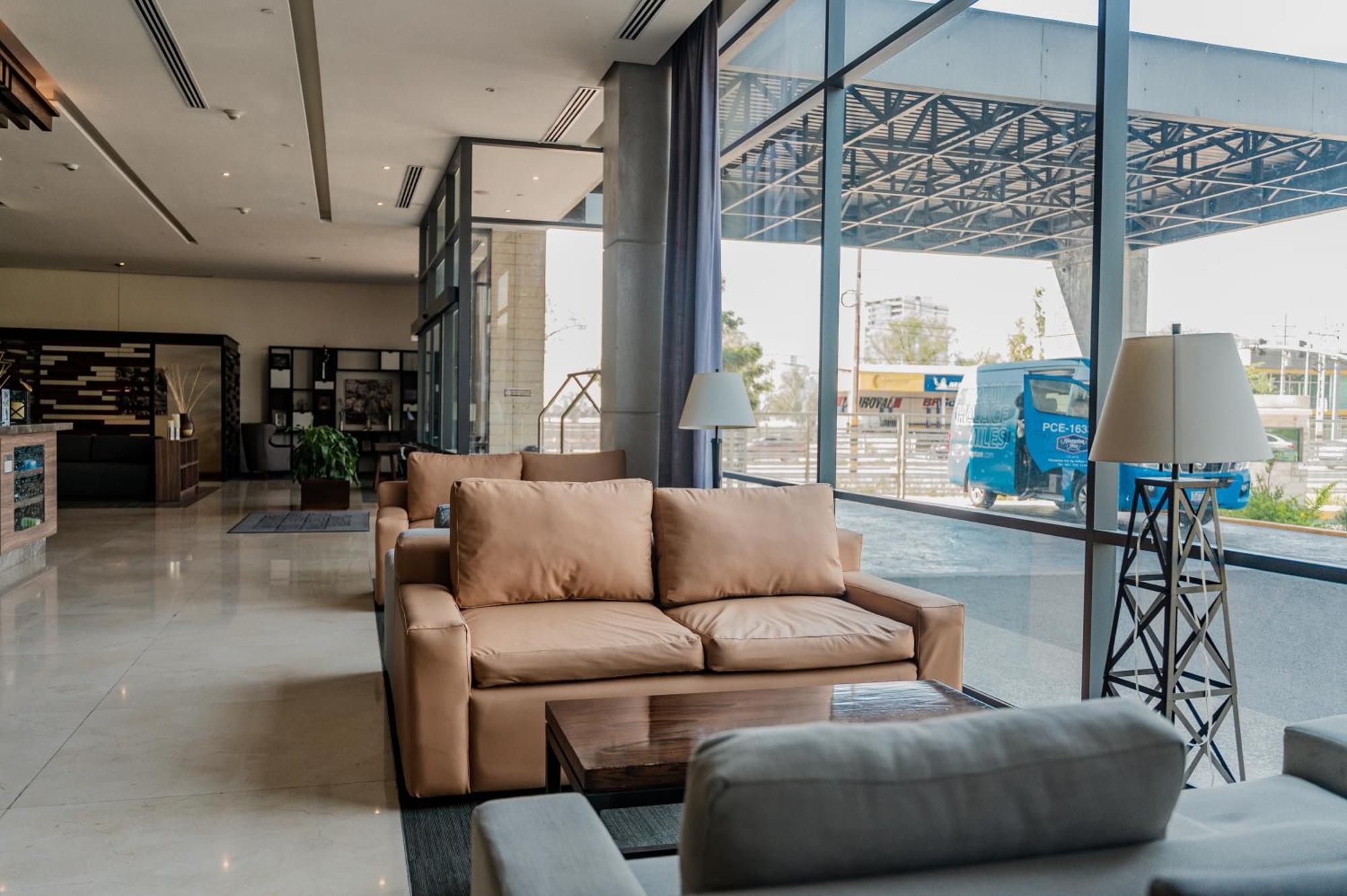 Hampton Inn By Hilton Celaya Celaya  Ngoại thất bức ảnh