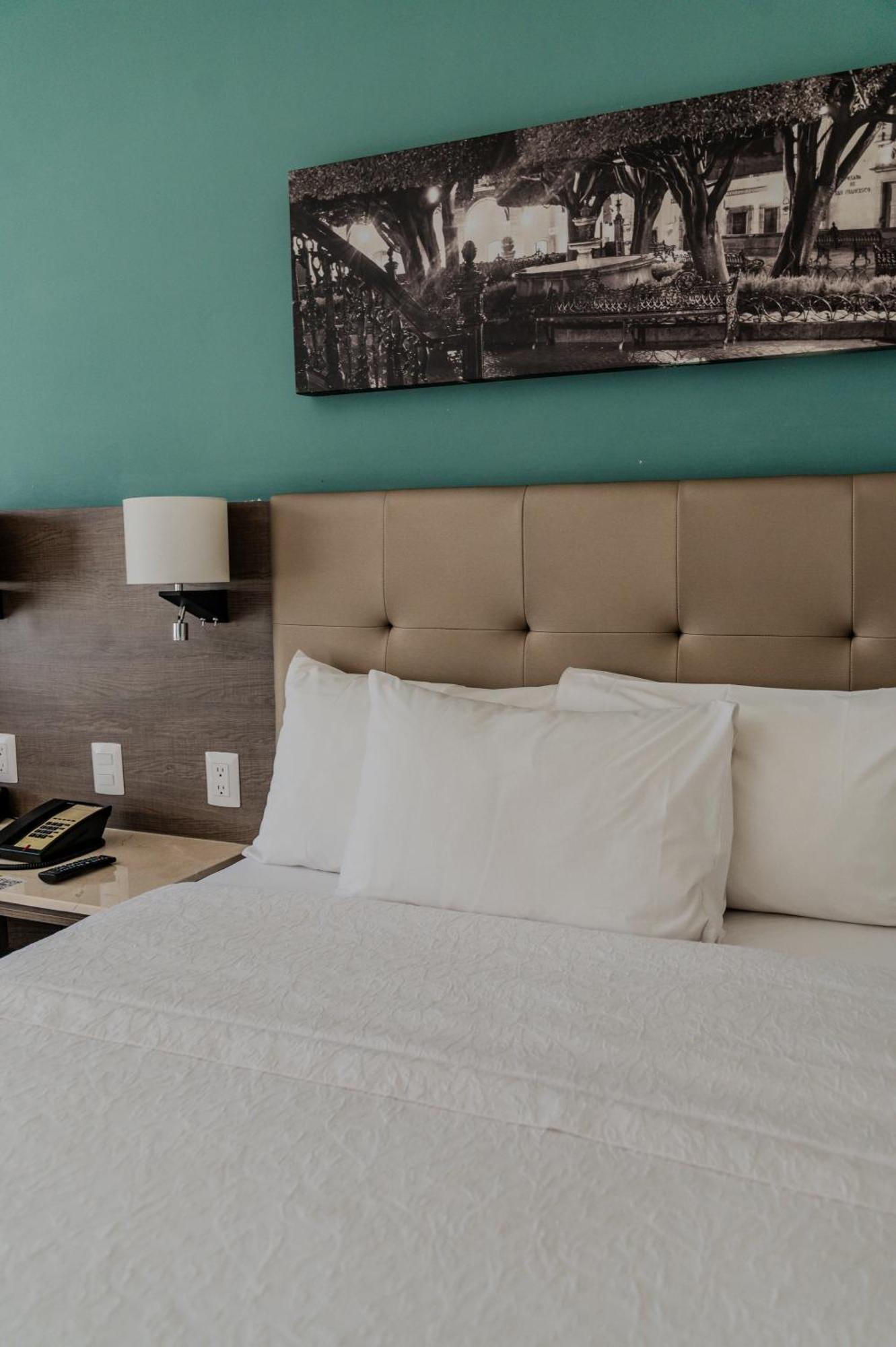 Hampton Inn By Hilton Celaya Celaya  Ngoại thất bức ảnh