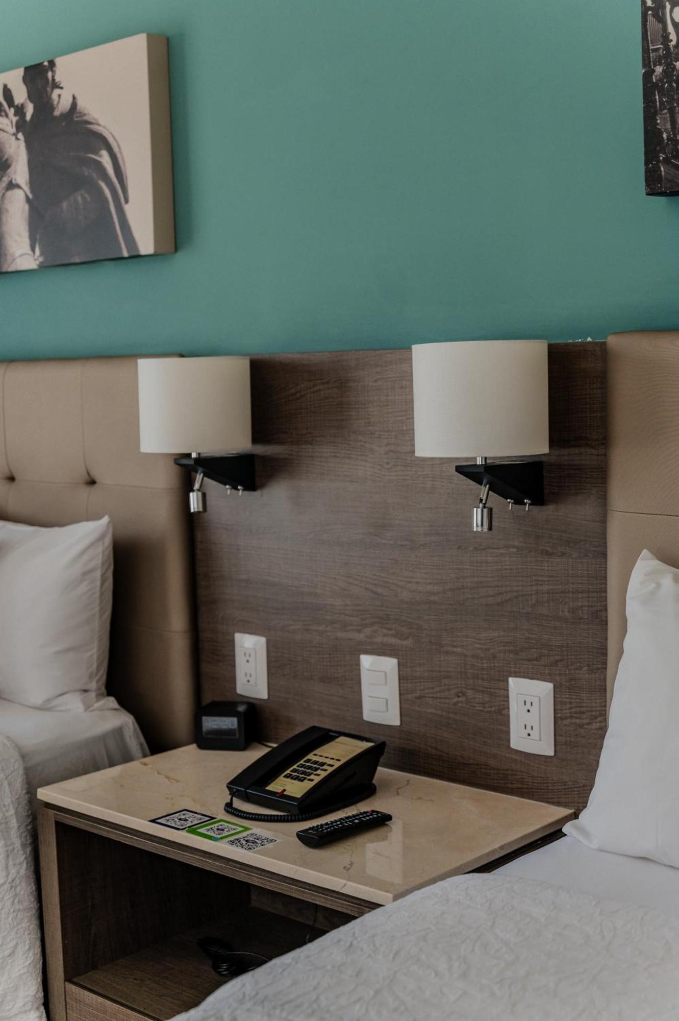 Hampton Inn By Hilton Celaya Ngoại thất bức ảnh